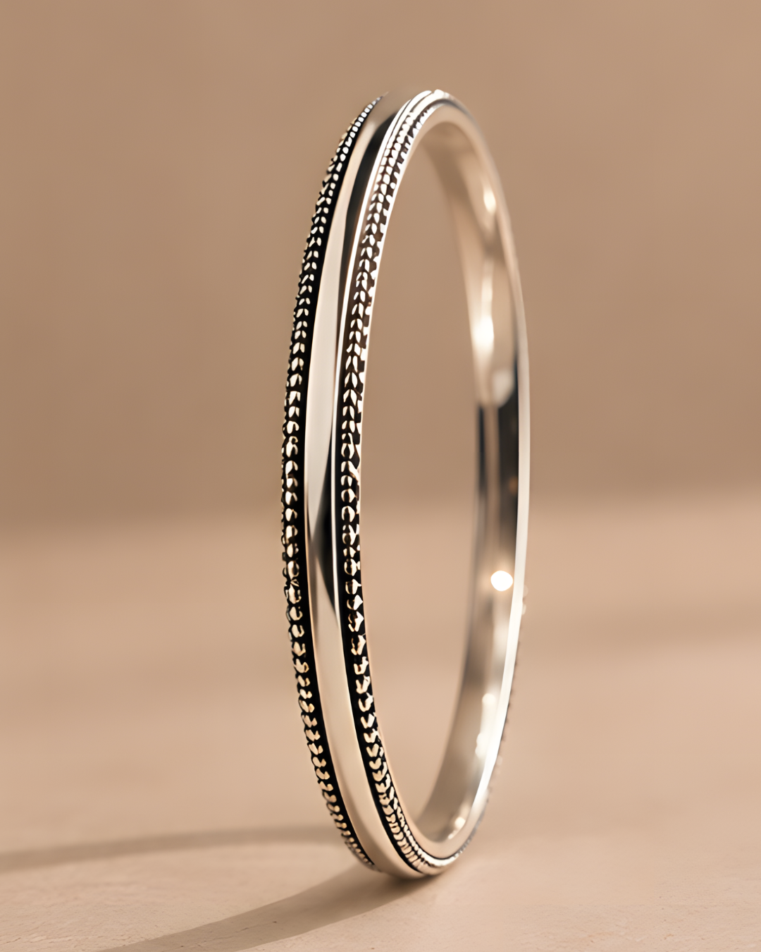 Dori Line Bangle