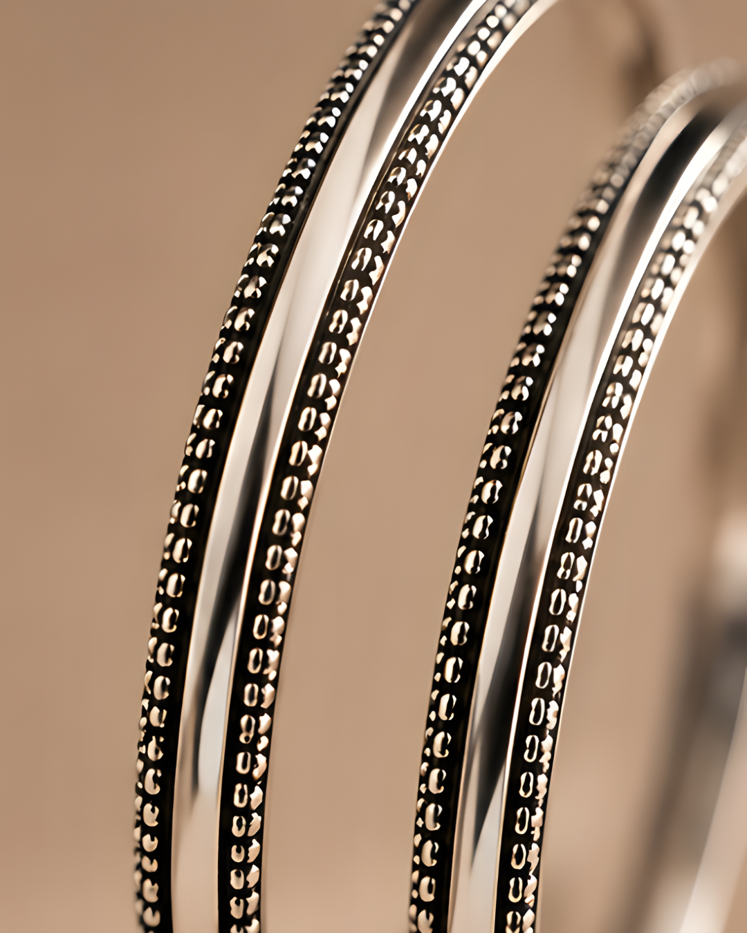 Dori Line Bangle — photo 3