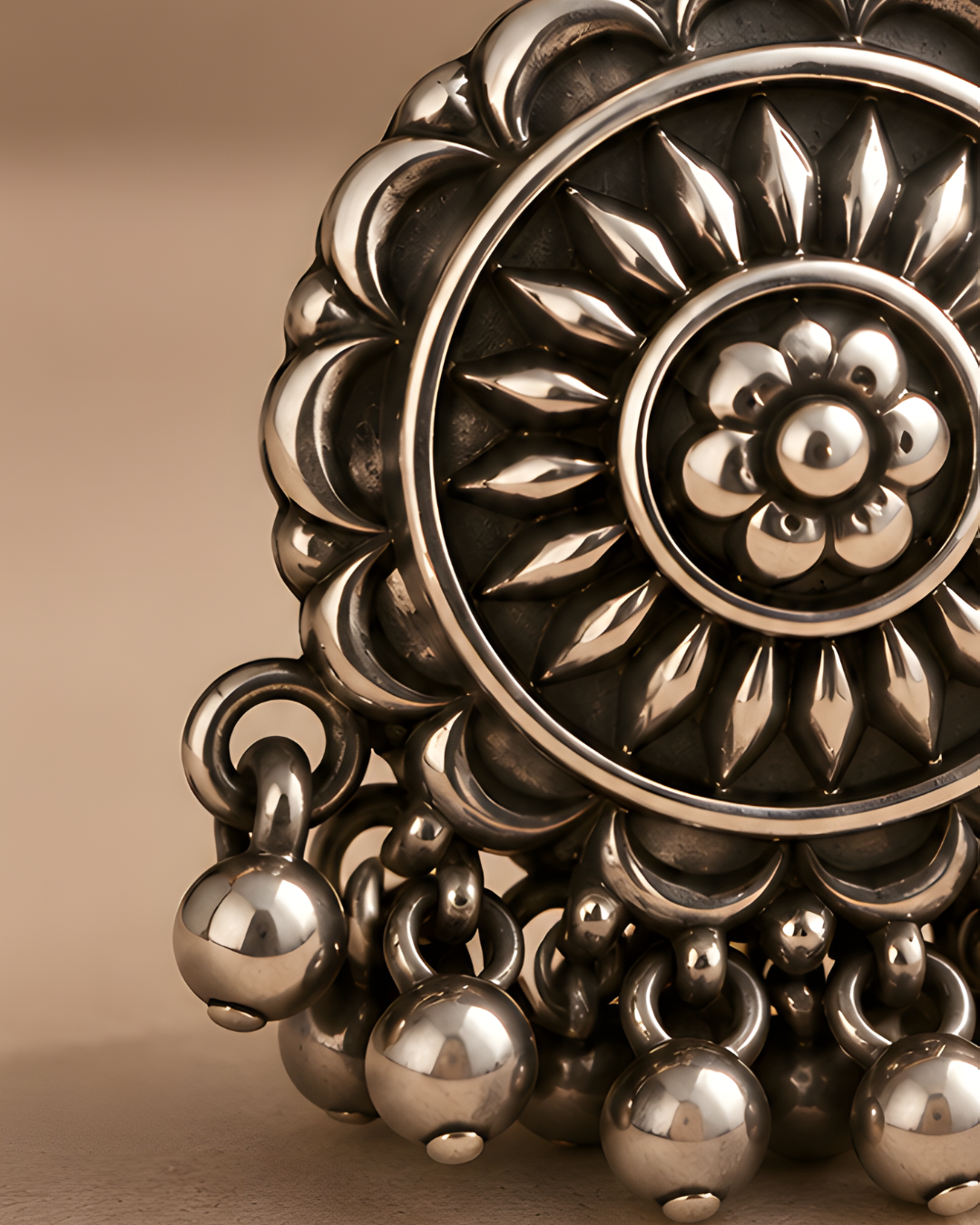 Johari Jharokha Studs